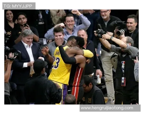 湖人对阵热火精彩对决在线直播全程回顾与分析 湖人对阵热火精彩对决在线直播全程回顾与分析